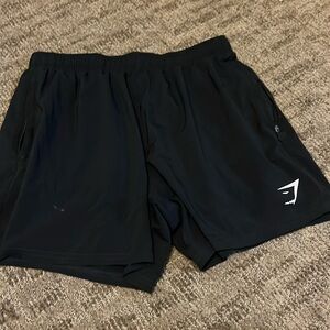 Black 5.5in inseam gymshark athletic shorts